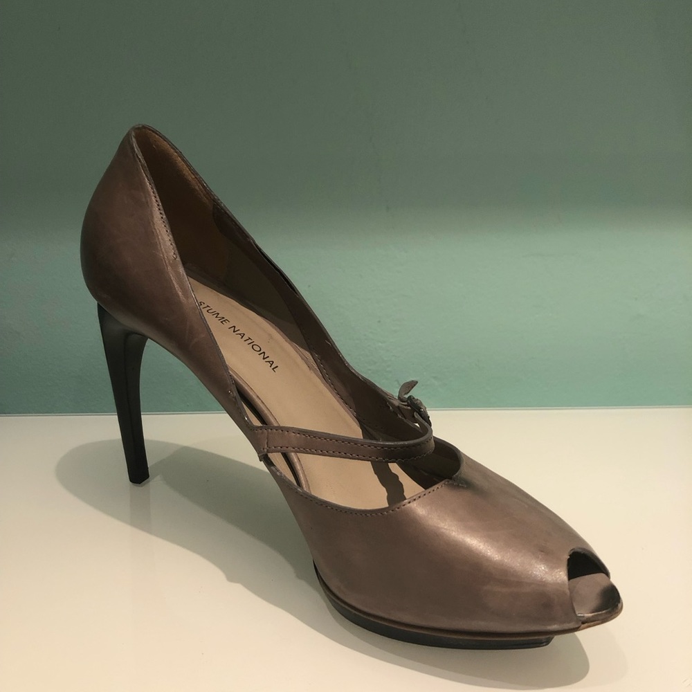 High heels, size 40